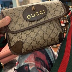 Authentic Vintage Gucci GG Supreme Crossbody Bag Messenger Brown-Red Green Strap